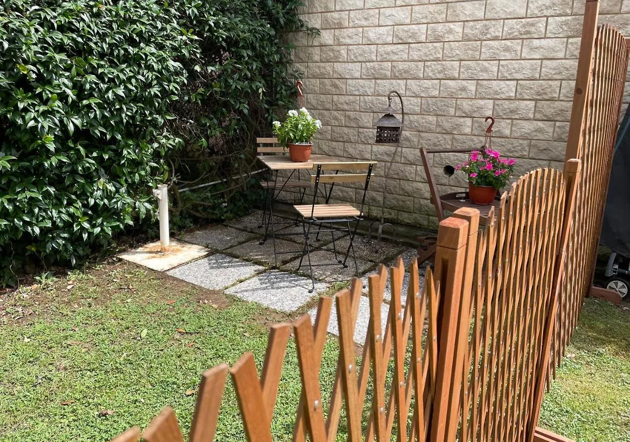 In&Out Apartment - Mostacciano, Eur Rome Italy