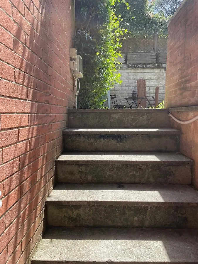 In&Out Apartment - Mostacciano, Eur Rome